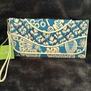 VERA BRADLEY blue lagoon clutch